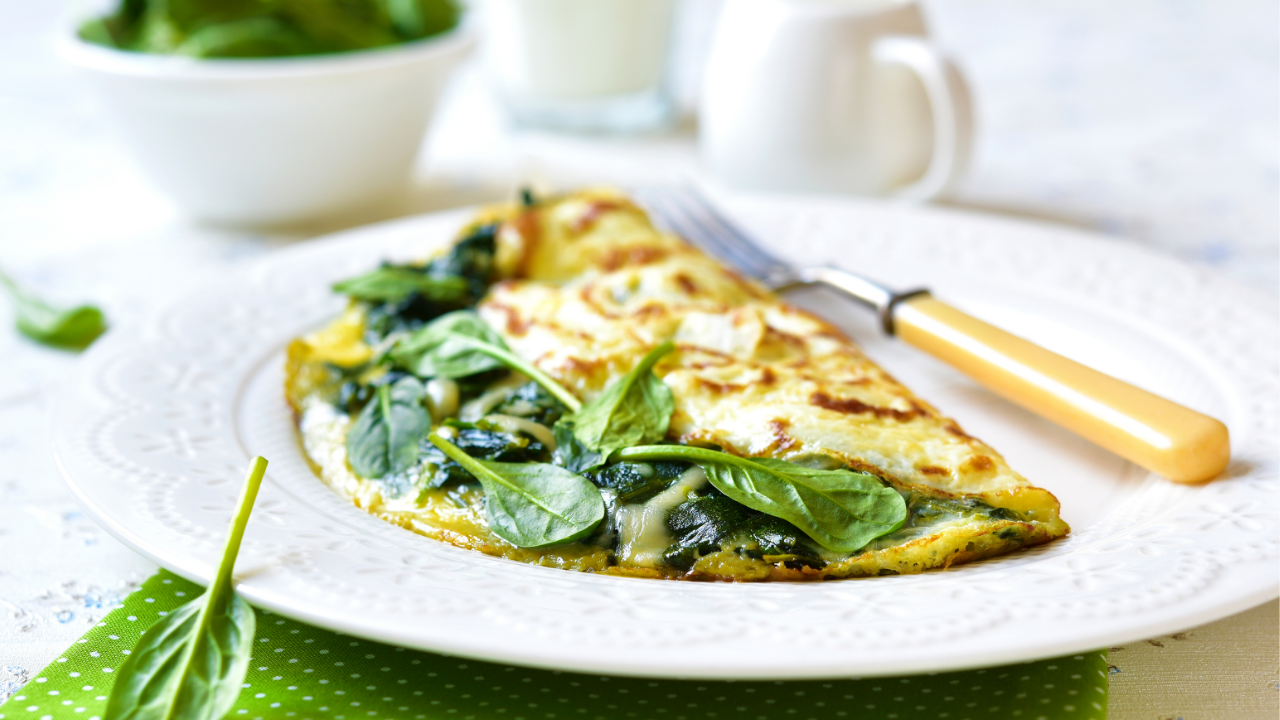 Omelette de espinacas con queso