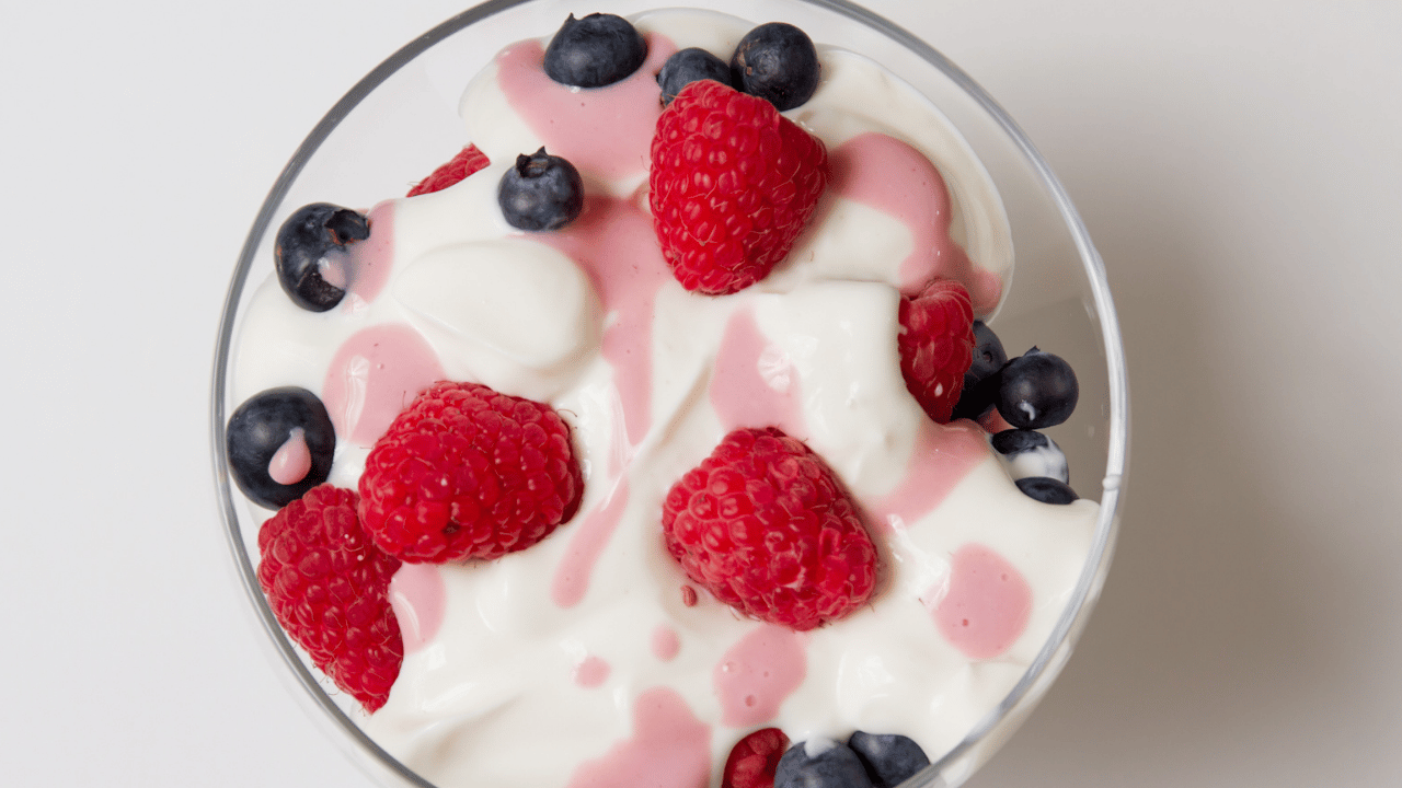 Yogurt con Fruta
