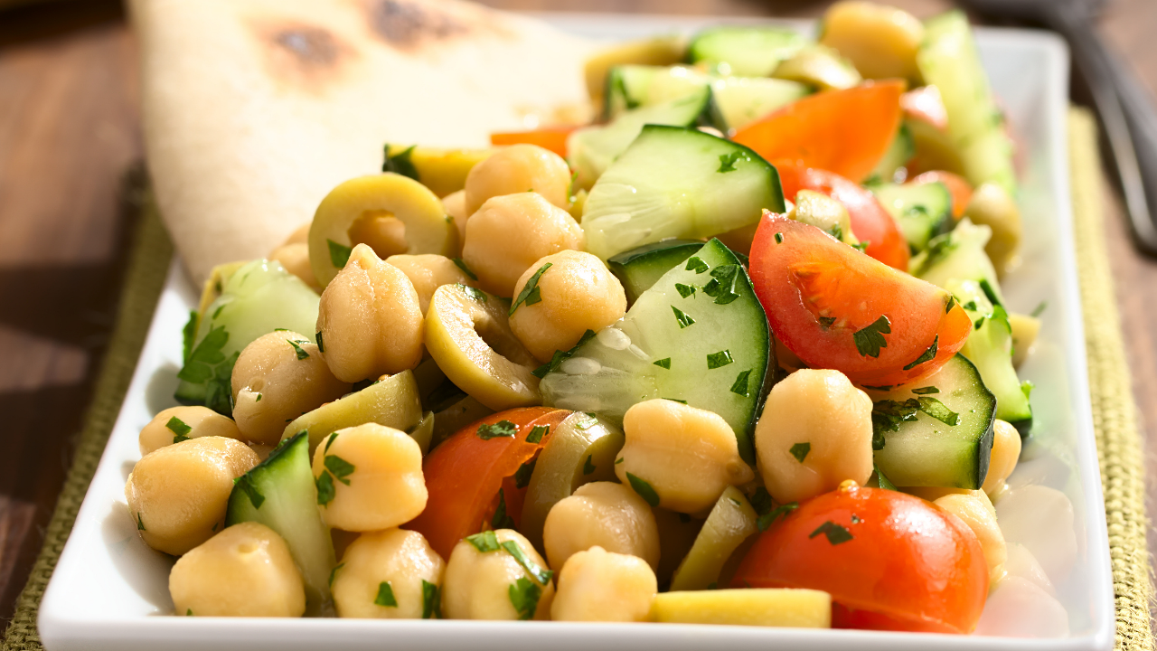 Ensalada de Garbanzos y Aguacate